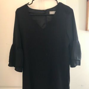 V neck bell sleeve mini shift dress